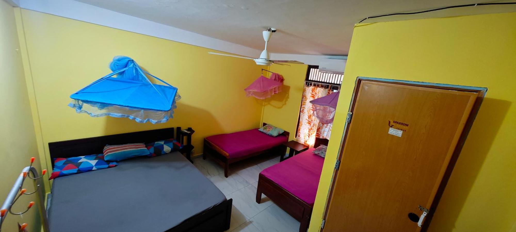 Tony'S Garden House Back Packers Inn Jaffna Bagian luar foto