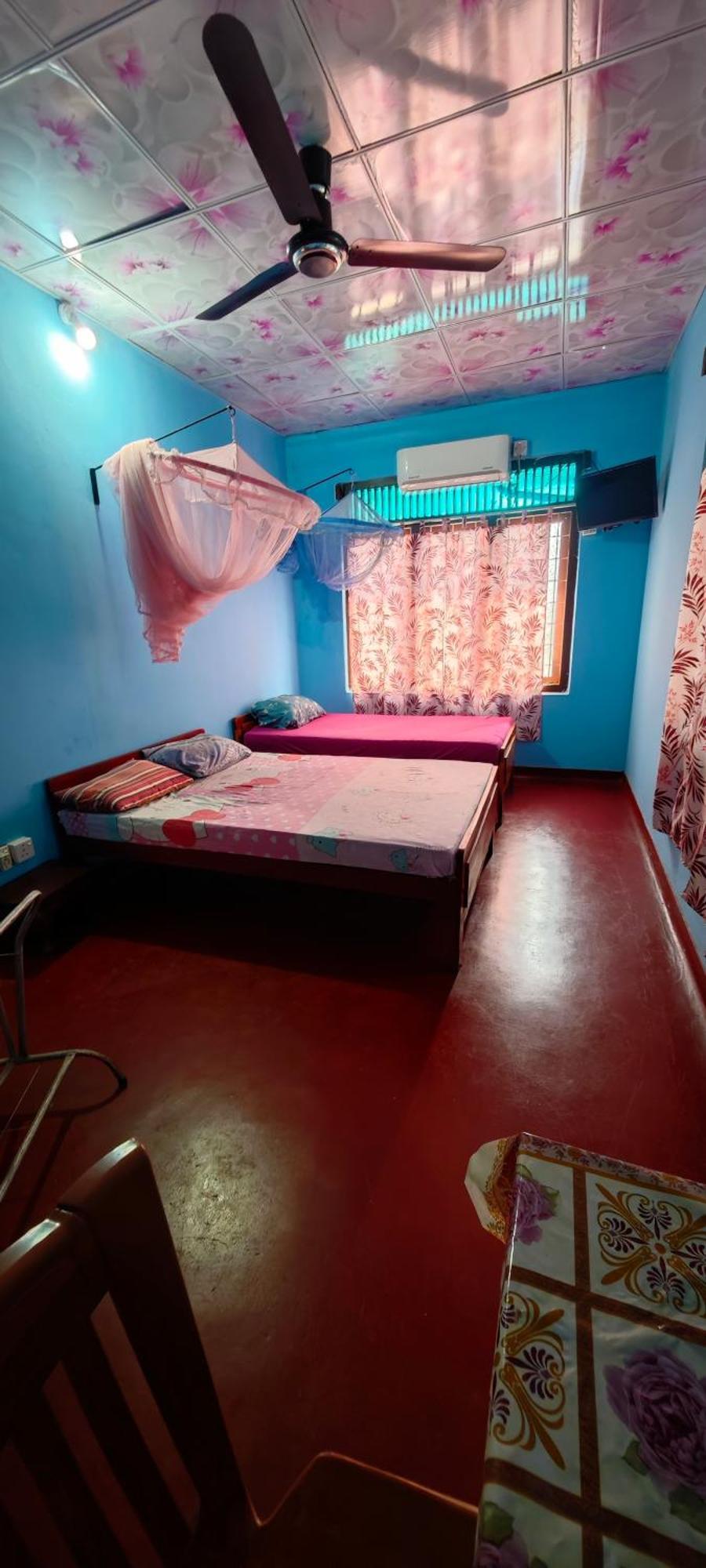 Tony'S Garden House Back Packers Inn Jaffna Bagian luar foto